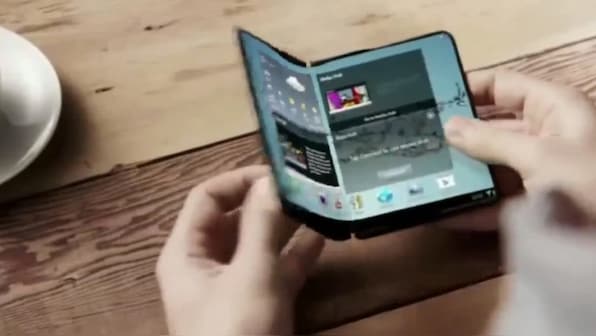 Samsung's foldable smartphone to launch in H1 2019 at around $1,900: Analyst