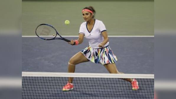 US Open 2017: Sania Mirza, Shuai Peng defeat Timea Babos and Andrea Hlavackova to reach semis