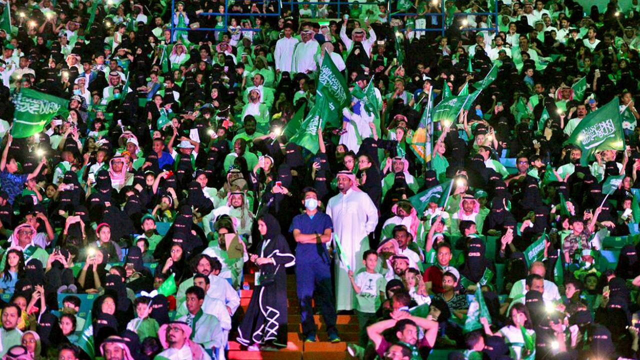 Saudi Arabia celebrates 87th National Day with pomp, allows women