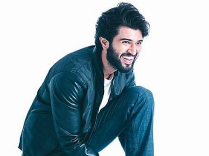Vijay Deverakonda announces debut production Meeku Maathrame Cheptha under his King Of The Hill banner