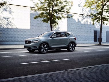 Volvo XC40. Twitter