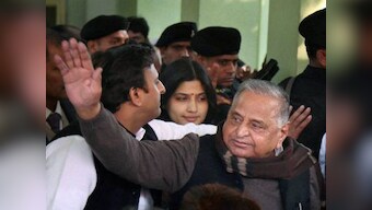 Mulayam Singh Yadav denies any plans to launch new party 'as of now', criticises Akhilesh's poor governance