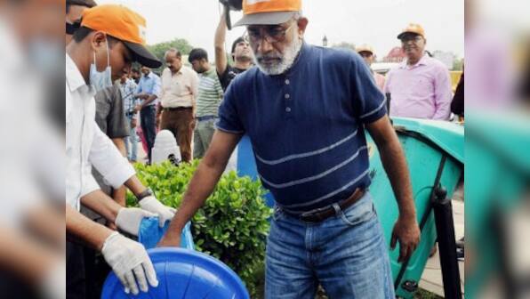 K Alphons finds no garbage to clean at India Gate, volunteers arrange some