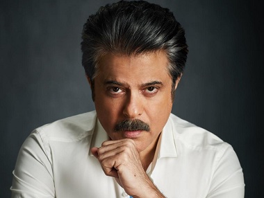 Fanney Khan: Anil Kapoor reveals silver-haired first look; tells us to 'expect the unexpected' Fanney Khan: Anil Kapoor reveals silver-haired first look; tells us to 'expect the unexpected'