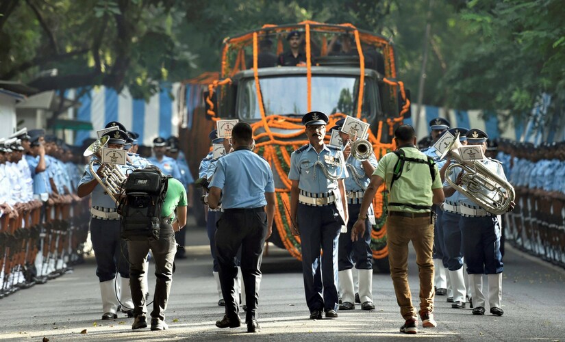 The army gave a 17-gun salute to the Marshal. The IAF officers sounded the bugle before the cremation at the Delhi Cantonment area. PTI The army gave a 17-gun salute to the Marshal. The IAF officers sounded the bugle before the cremation at the Delhi Cantonment area. PTI