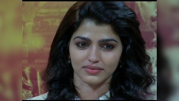 T Rajendar insults Sai Dhansika while co-stars Venkat Prabhu, Vidharth look on (and laugh)