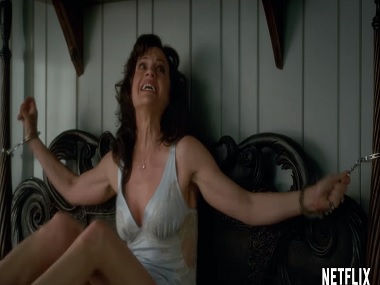Gerald's Game trailer: Netflix film based on Stephen King's novel offers up a spooky thriller Gerald's Game trailer: Netflix film based on Stephen King's novel offers up a spooky thriller