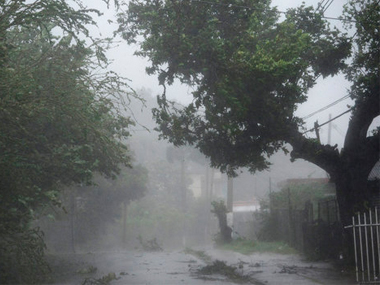Hurricane Irma: Indian Embassy sets up helplines to cater to 1.2 lakh diaspora in Florida Hurricane Irma: Indian Embassy sets up helplines to cater to 1.2 lakh diaspora in Florida