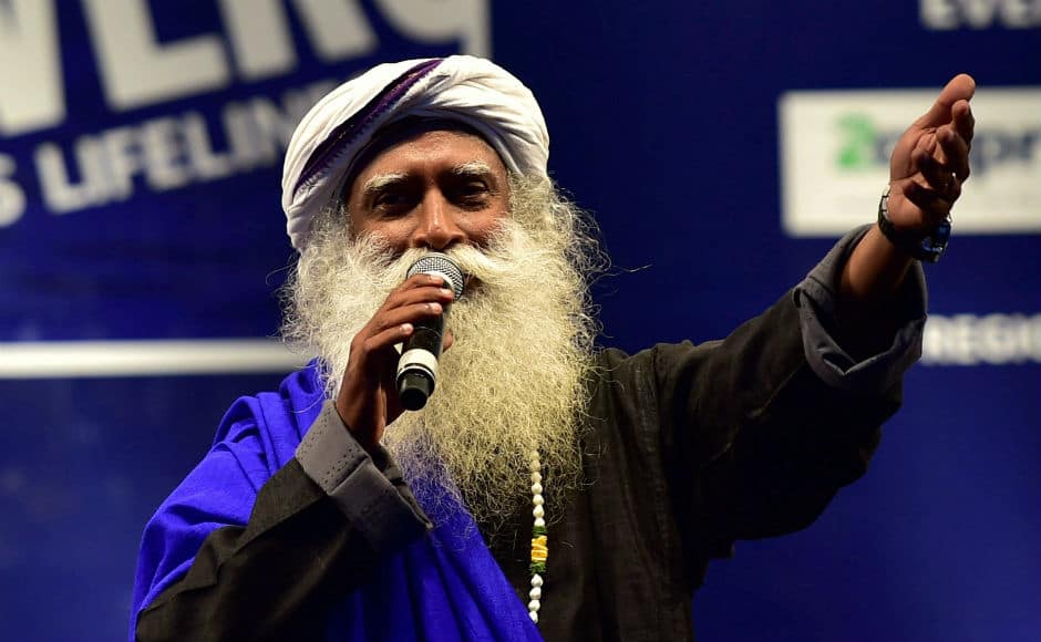 The event, which took place in Bengaluru&rsquo;s Palace Grounds, was also attended by Union ministers Ananth Kumar and DV Sadananda Gowda. Kannada actor Puneet Rajkumar also pledged his support to the project. 