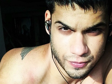 Akshay Kumar's brother-in-law Karan Kapadia to make Bollywood debut in Tony D'Souza's film Akshay Kumar's brother-in-law Karan Kapadia to make Bollywood debut in Tony D'Souza's film