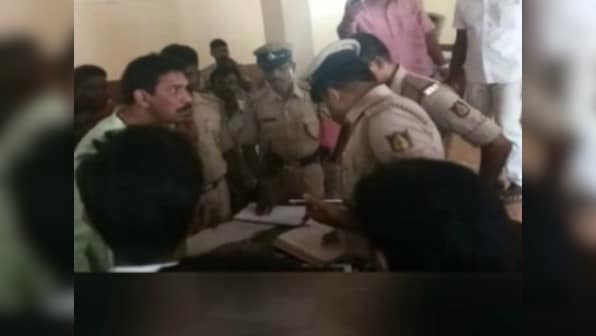 BJP MP Nalin Kumar Kateel threatens to shutdown Mangalore if police fails to release party supporters