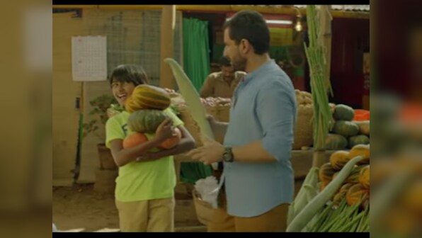 Watch: Chef song 'Banjara' scopes Saif Ali Khan's gastronomical journey in the film