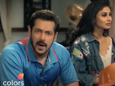 Bigg Boss season 11 promo: Salman Khan and Mouni Roy drop hints about 'neighbours' Bigg Boss season 11 promo: Salman Khan and Mouni Roy drop hints about 'neighbours'