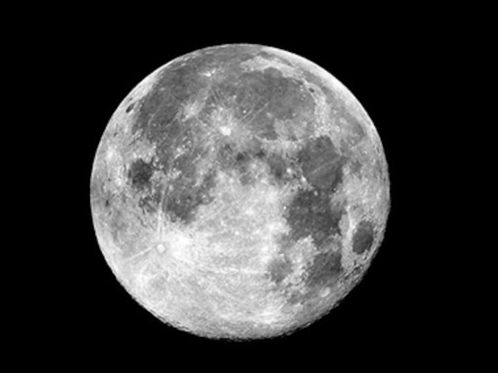 Researchers create first global map of water on the Moon using data from ISRO's Chandrayaan-1 spacecraft