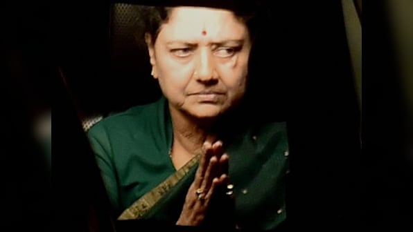 Jayalalithaa death probe: VK Sasikala to cross examine witnesses who deposed against her