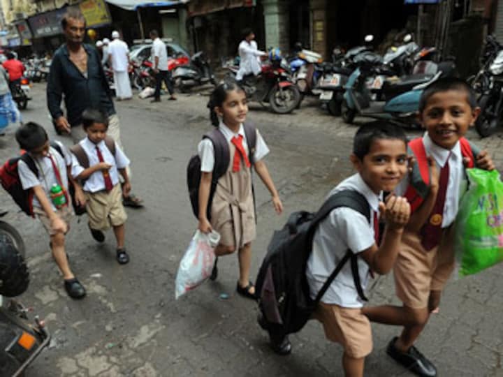 Govt plans to changes syllabus that glorifies Mughal 'looters', says UP deputy CM