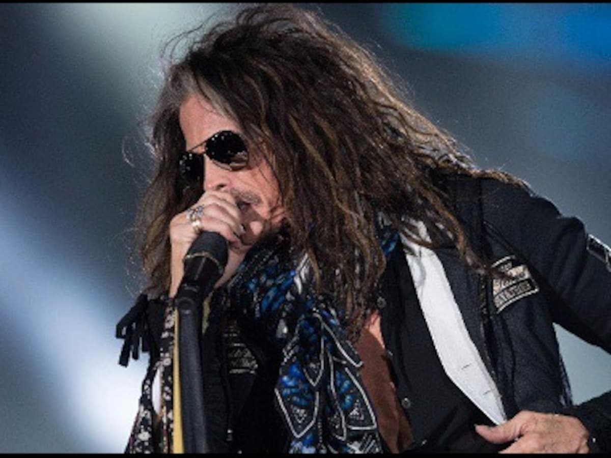 Aerosmith frontman Steven Tyler dating assistant 39 years his  junior-Bollywood News , Firstpost