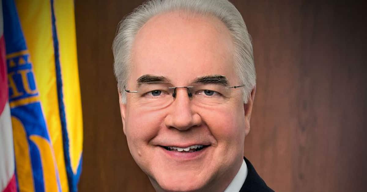 Tom Price resigns as US health secretary over private plane scandal