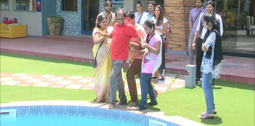 Vaiyapuri's family pushes him into the pool for violating Bigg Boss' rule