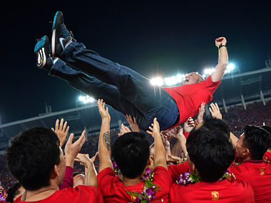 Guangzhou Evergrande record 7th straight Chinese Super League title in coach Luiz Felipe Scolari's farewell season Guangzhou Evergrande record 7th straight Chinese Super League title in coach Luiz Felipe Scolari's farewell season