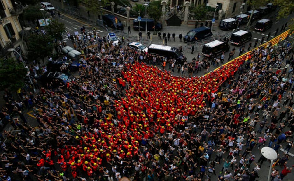 Scenes of armoured Spanish police swinging truncheons and firing rubber bullets at peaceful voters on Sunday have been widely condemned, with the European Union calling for talks to break the stalemate between Madrid and Barcelona. On Sunday, Prime Minister Mariano Rajoy said the ballot had failed, while Catalan leader Carles Puigdemont vowed to continue with the independence process after millions voted to leave. AP Scenes of armoured Spanish police swinging truncheons and firing rubber bullets at peaceful voters on Sunday have been widely condemned, with the European Union calling for talks to break the stalemate between Madrid and Barcelona. On Sunday, Prime Minister Mariano Rajoy said the ballot had failed, while Catalan leader Carles Puigdemont vowed to continue with the independence process after millions voted to leave. AP