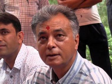 Congress faces setback ahead of Himachal Pradesh polls as senior leader Anil Sharma crosses over to BJP Congress faces setback ahead of Himachal Pradesh polls as senior leader Anil Sharma crosses over to BJP