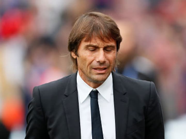 Premier League: Chelsea charged for furious protests at referee Lee Mason during Huddersfield draw