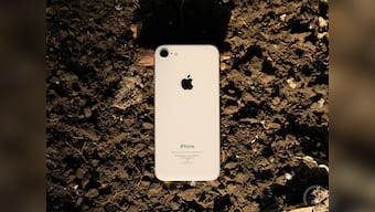 Apple iPhone 8 review: Small, simple, powerful, delightful
