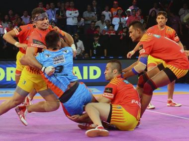 Highlights, Pro Kabaddi League 2017: Gujarat Fortunegiants storm into final, Patna Pirates beat Puneri Paltan to reach 2nd qualifier Highlights, Pro Kabaddi League 2017: Gujarat Fortunegiants storm into final, Patna Pirates beat Puneri Paltan to reach 2nd qualifier