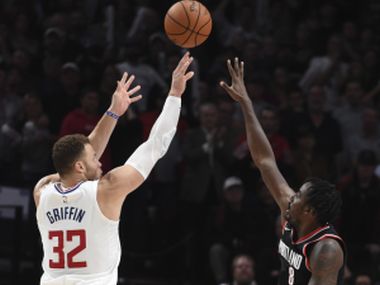NBA: Blake Griffin's buzzer 3-pointer helps LA Clippers beat Portland; Boston record 3rd successive win NBA: Blake Griffin's buzzer 3-pointer helps LA Clippers beat Portland; Boston record 3rd successive win