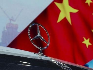 A Mercedes-Benz hood ornament is seen on the Mercedes-Benz S500 e L car. Reuters