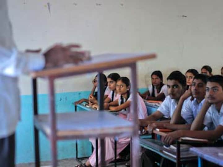 Delhi: Women's panel calls MCD-run schools 'horror houses'; finds syringes, drugs in educational premises