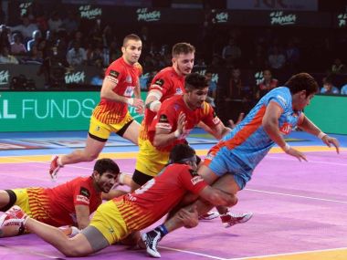 Pro Kabaddi League 2017: Gujarat Fortunegiants dismantle woeful Bengal Warriors to progress to final Pro Kabaddi League 2017: Gujarat Fortunegiants dismantle woeful Bengal Warriors to progress to final