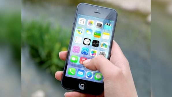 Researchers have developed an anti-reflective glass technology that could help solve smartphone glare problem