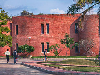 Dalit student in IIT Kanpur commits suicide, cause yet to be ascertained; friends say he was under 'severe stress' Dalit student in IIT Kanpur commits suicide, cause yet to be ascertained; friends say he was under 'severe stress'