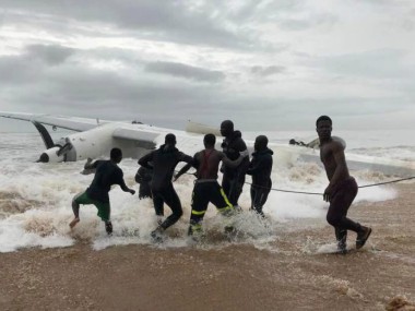 Ivory Coast: Four killed, three injured as French Army charter plane crashes near Abidjan Ivory Coast: Four killed, three injured as French Army charter plane crashes near Abidjan