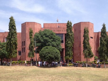 Jammu and Kashmir HC asks home ministry to file response to plea seeking Anantnag bypoll Jammu and Kashmir HC asks home ministry to file response to plea seeking Anantnag bypoll