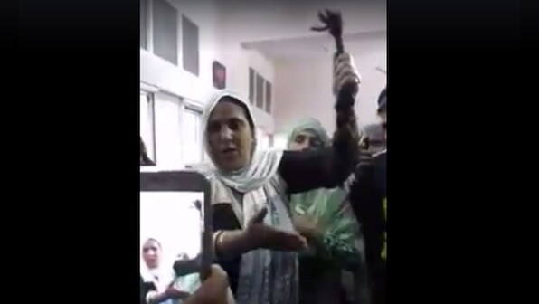 Kashmir braid chopping: Innocent civilians face brunt as clueless vigilante groups take streets to capture culprits