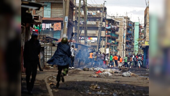 Kenya election: President Uhuru Kenyatta headed for victory; violent clashes claim four lives