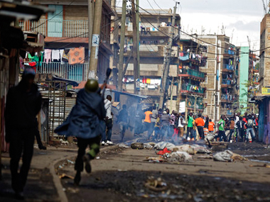 Kenya election: President Uhuru Kenyatta headed for victory; violent clashes claim four lives Kenya election: President Uhuru Kenyatta headed for victory; violent clashes claim four lives