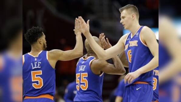 NBA:  Cavaliers' early season struggles continue with loss to Knicks; Warriors fall short against Pistons