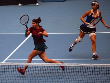 China Open: Sania Mirza-Shuai Peng go down to Martina Hingis-Chan Yung-jan in doubles semi-final China Open: Sania Mirza-Shuai Peng go down to Martina Hingis-Chan Yung-jan in doubles semi-final
