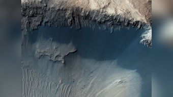 NASA's Mars Reconnaissance Orbiter finds origin of sand on the red planet