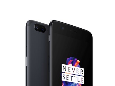 OnePlus 5T with almost edge-to-edge display and 18:9 aspect ratio spotted on the official website