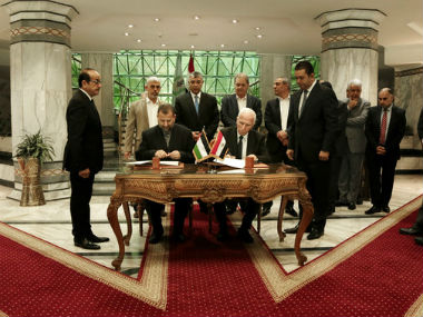 Fatah and Hamas 'reconciliation' deal may be a win-win for Palestine, even as Israel seethes Fatah and Hamas 'reconciliation' deal may be a win-win for Palestine, even as Israel seethes