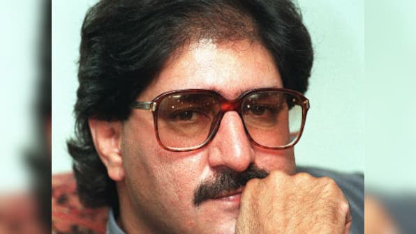 Former Pakistan pacer Sarfraz Nawaz seeks police protection after receiving death threats from bookmakers