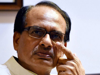 Madhya Pradesh polls may be tough battle for Shivraj Singh Chouhan, but scars of Congress misrule still fresh in people's minds Madhya Pradesh polls may be tough battle for Shivraj Singh Chouhan, but scars of Congress misrule still fresh in people's minds