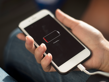 Nanotechnology-based devices using supercapacitors can charge smartphones in seconds Nanotechnology-based devices using supercapacitors can charge smartphones in seconds