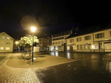 Teenager arrested after wounding several with an axe in Switzerland; police say no evidence of terrorism links