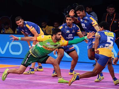 Vivo Pro Kabaddi: Tamil Thalaivas beat Patna Pirates 40-37